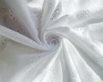 Bold Flower 6 Hole Cotton Anglaise