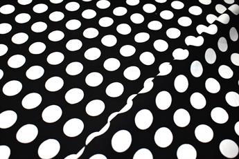 BLACK/WHITE