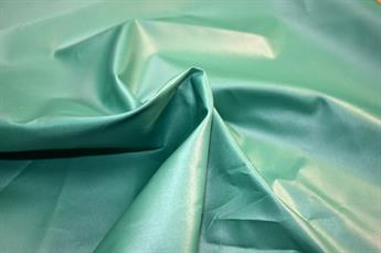 EMERALD GREEN