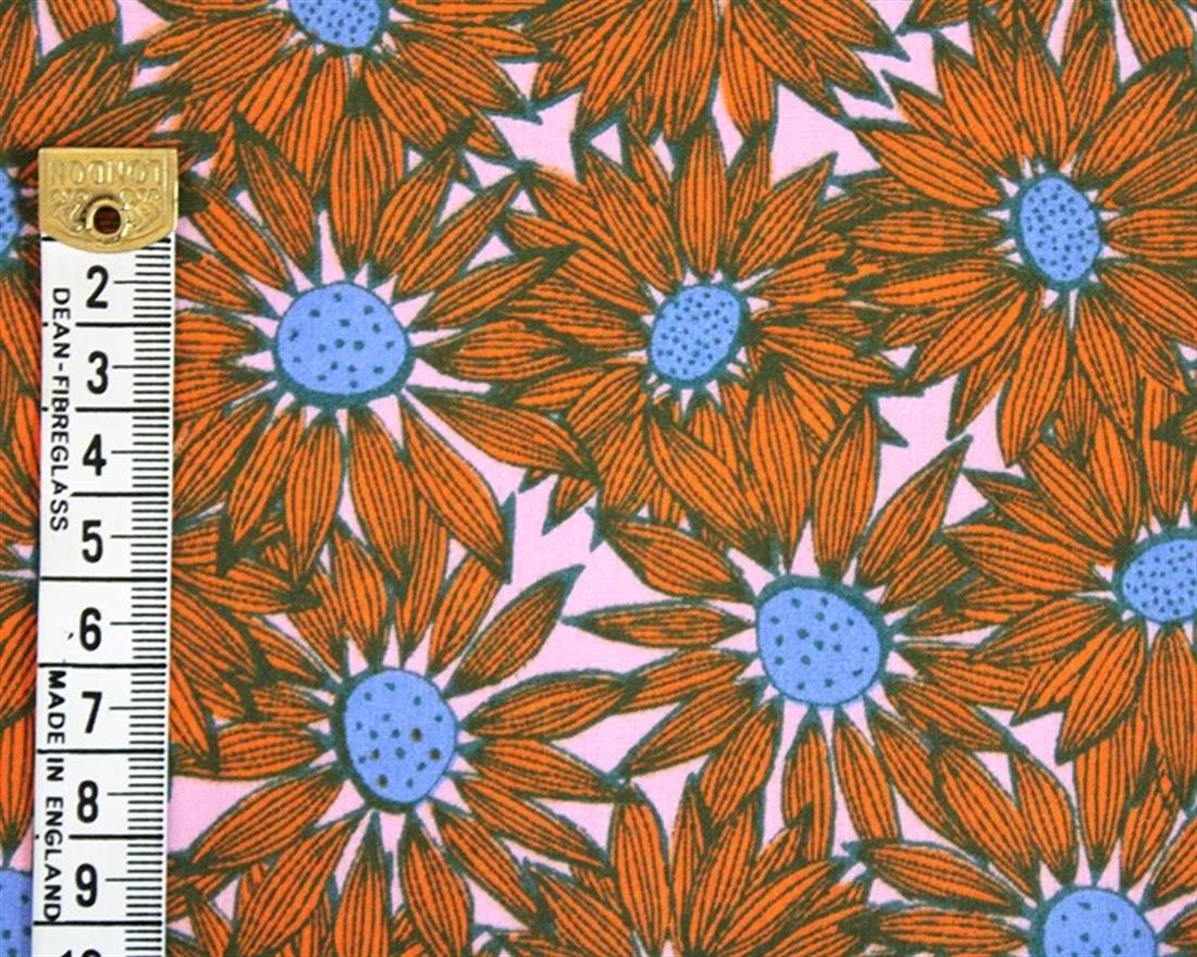 Mindy Polycotton Flowers A Soft Fabric