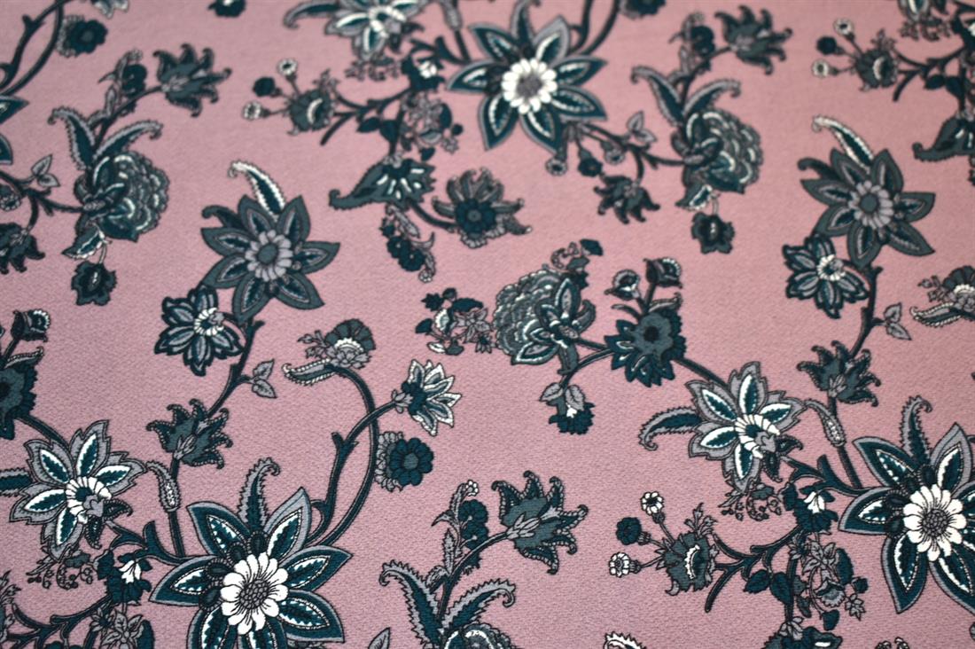 Mouve & Black Viscose 2Mtr Piece Printed Floral 100% Fabric