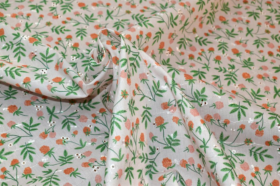 Rose Mindy Florals Berry Bouquets Polycotton Anglaise A Pretty…