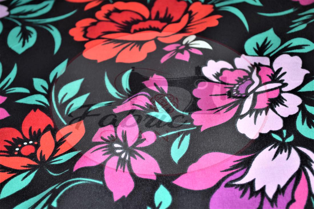 Black Rose Printed 100% Brushed Flannel Fabric