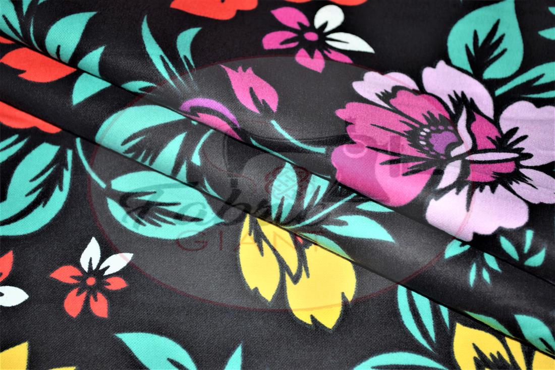 Black Rose Printed 100% Brushed Flannel Fabric