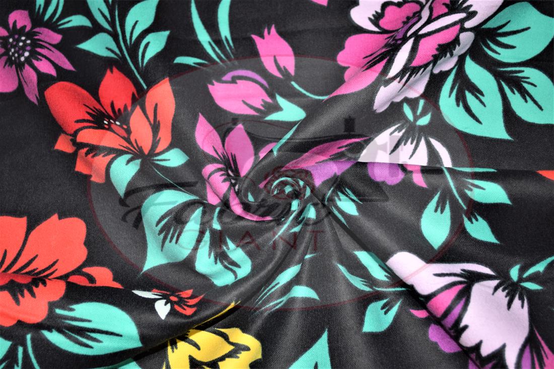 Black Rose Printed 100% Brushed Flannel Fabric