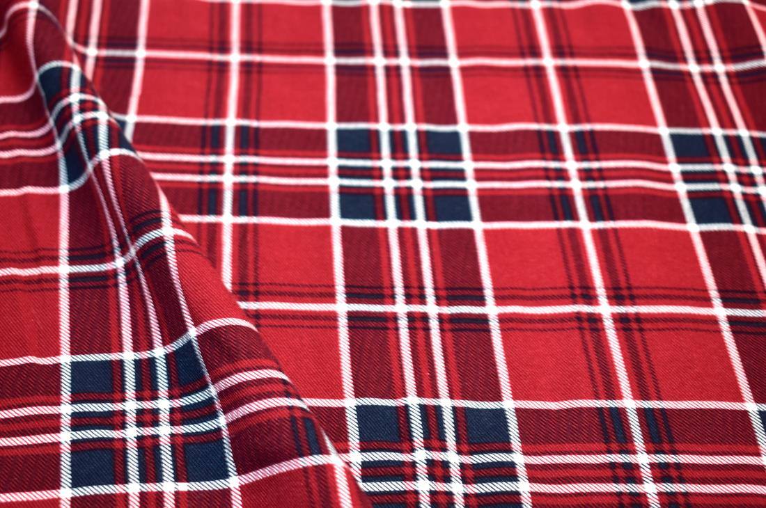 Red & Navy Tartan Printed Soft Brushed Flannel Winceyette 100% Cotton…