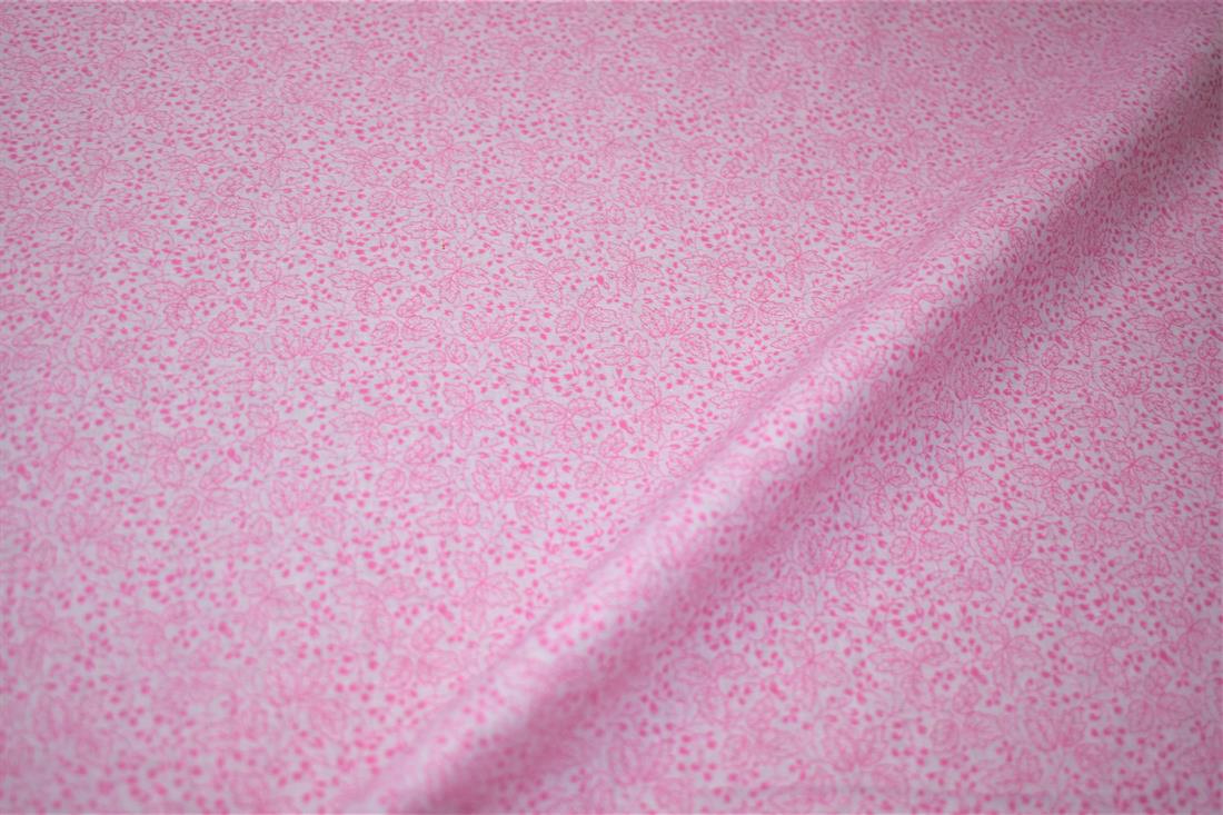 100% Cotton Quilting Fabric, Flutter / Floral Print