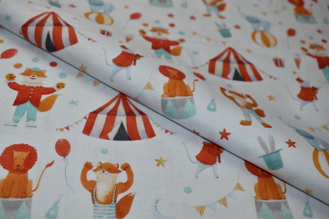 White Little Johnny Goes To The Circus Organic 100% Cotton Printed…
