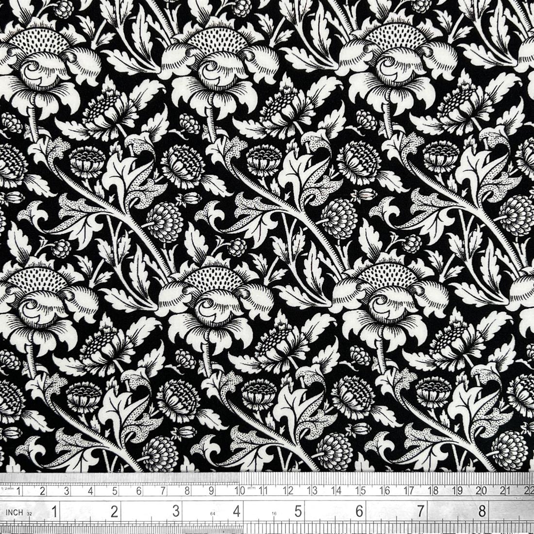 White Flowers William Morris 100% Cotton Fabric