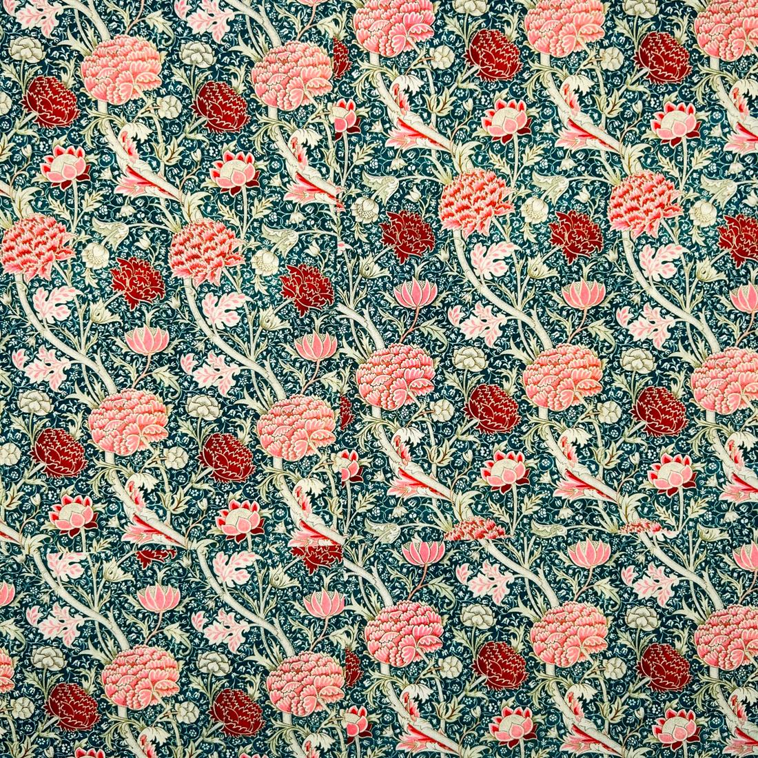 Cray William Morris 100% Cotton Fabric