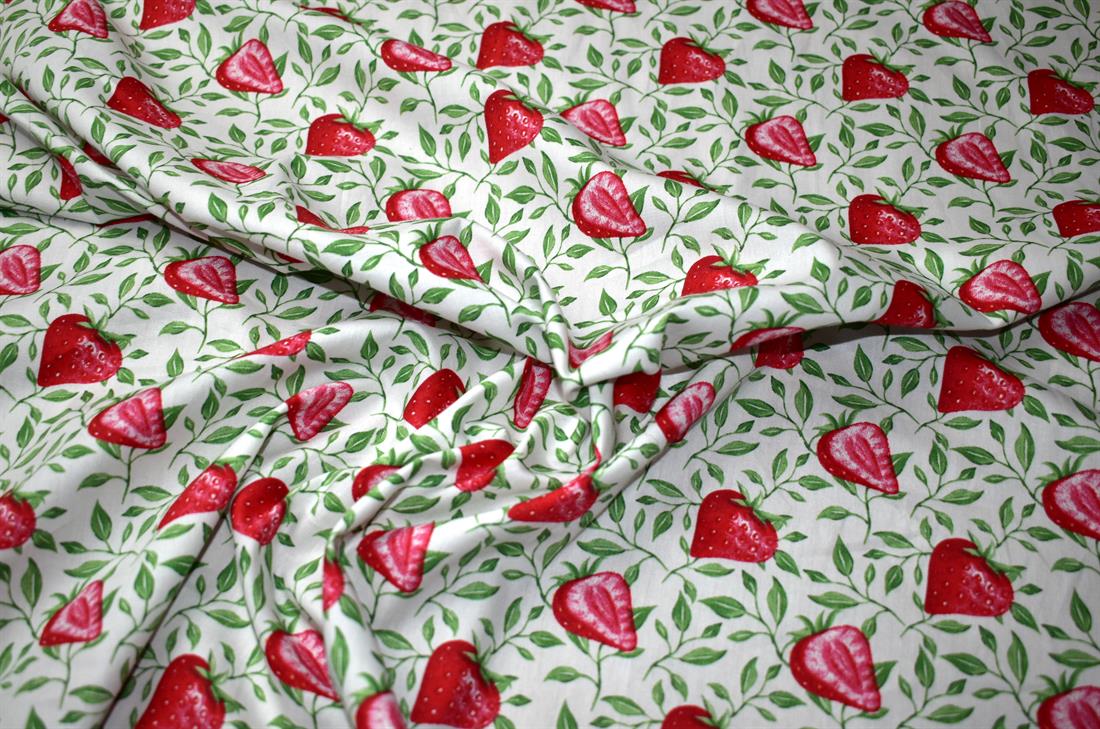 Painted Strawberry Leaves Cotton Poplin