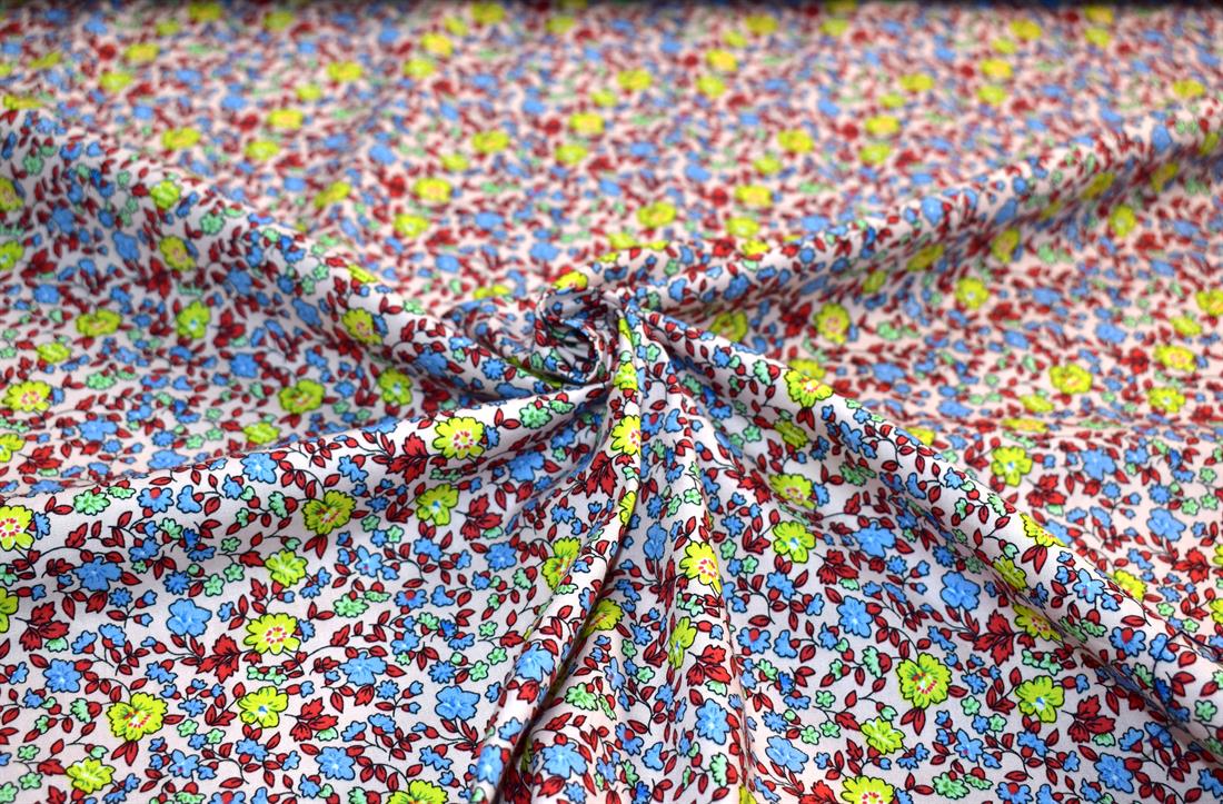 Printed Floral 100% Cotton Poplin Fabric