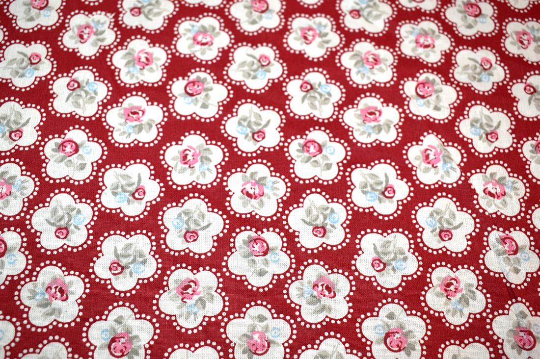 Dainty Flowers Printed 100% Cotton Fabric