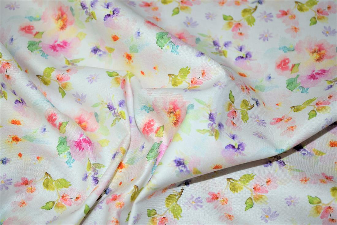 Printed 100% Cotton, Large Roses Print