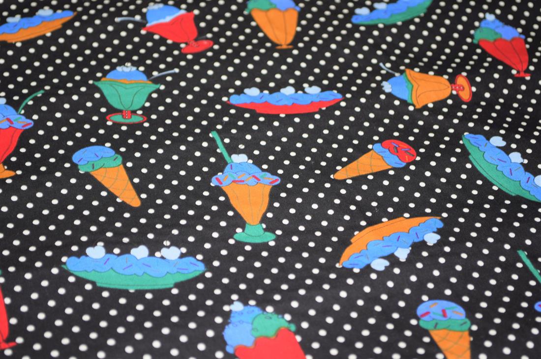 Black Ice-cream Print Clearance Stock