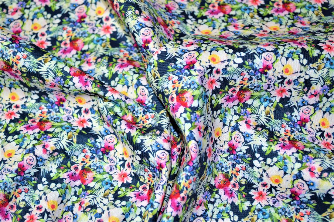 Digital Printed 100% Cotton, Floral Fabric
