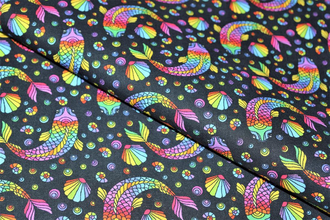 Black & Mixed Colours Mosaic Fish Printed 100% Cotton 140Cm Wide…