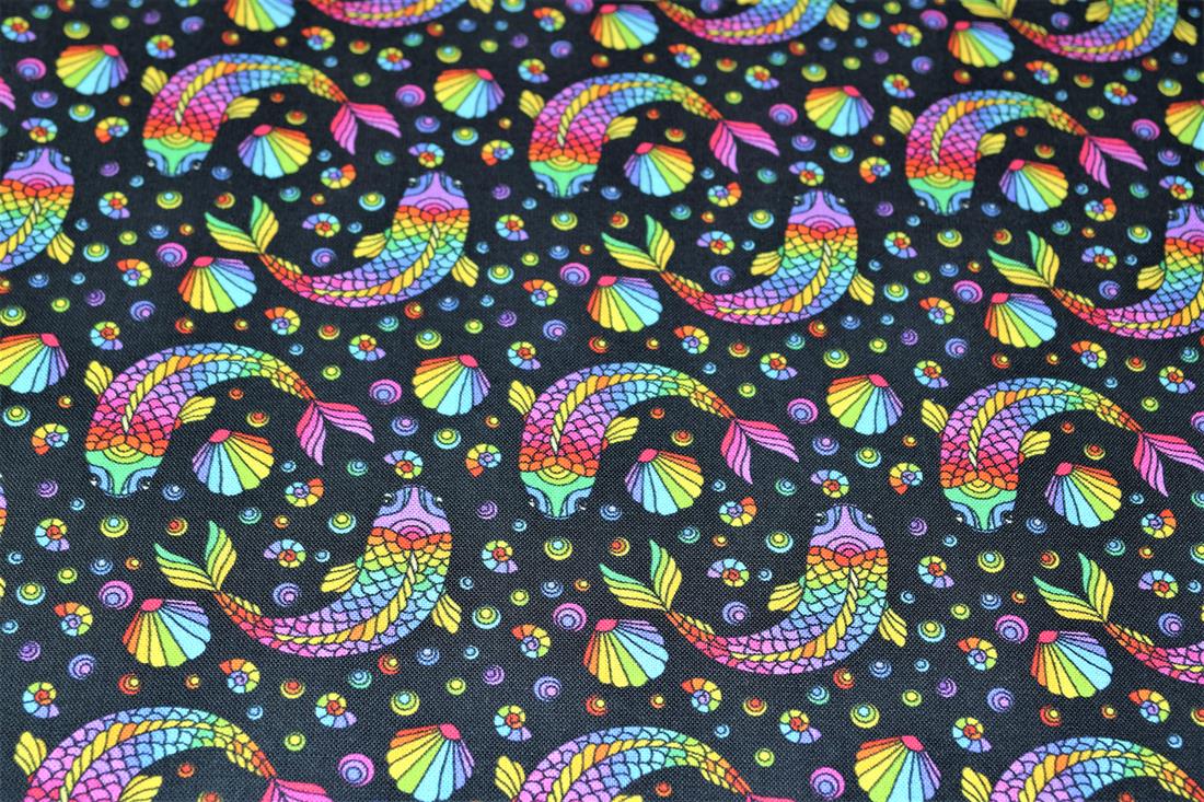 Black & Mixed Colours Mosaic Fish Printed 100% Cotton 140Cm Wide…