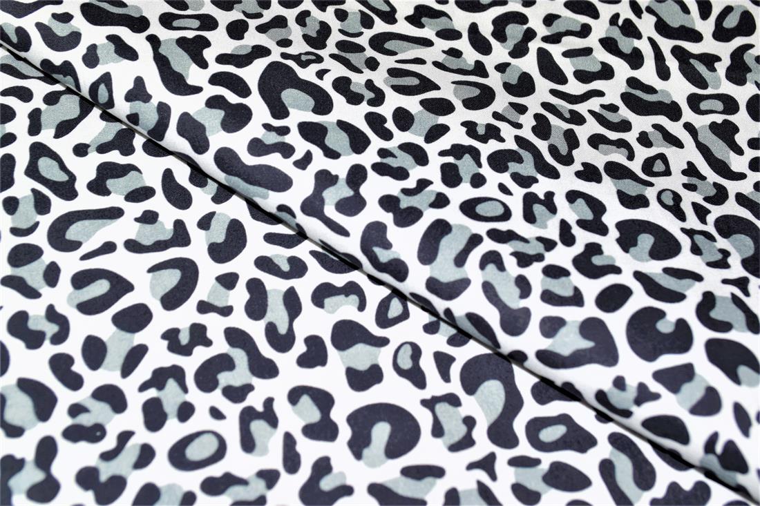 Leopard Skin -Printed Crafty 100% Cotton Fabric