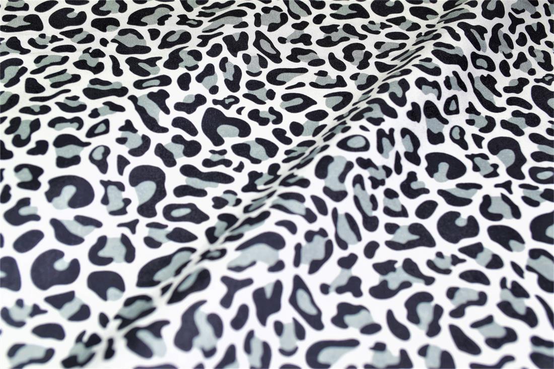 Leopard Skin -Printed Crafty 100% Cotton Fabric