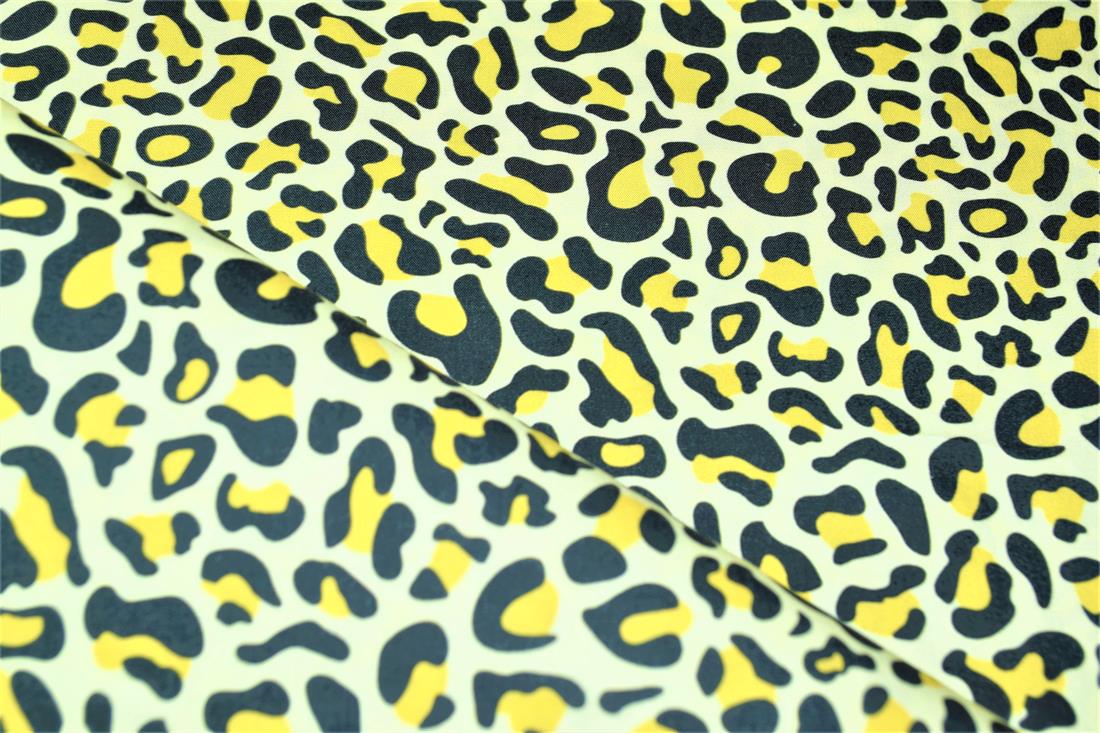 Leopard Skin -Printed Crafty 100% Cotton Fabric