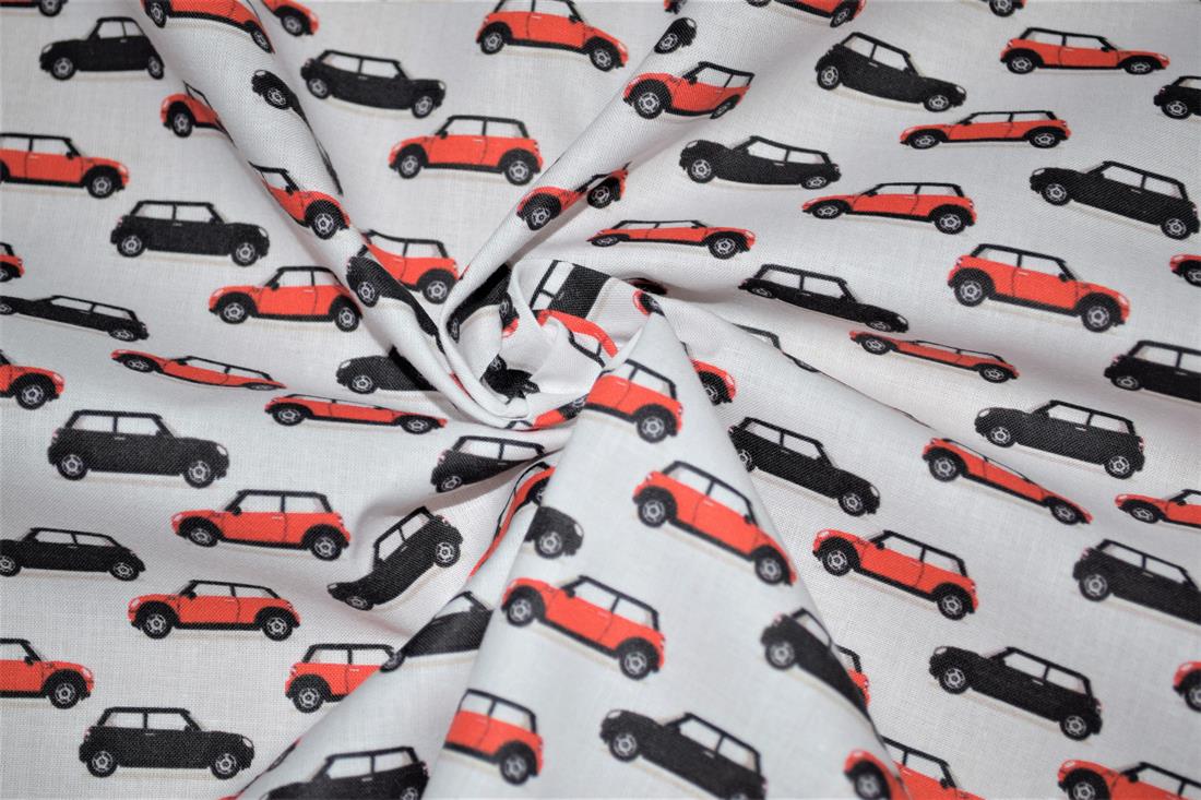 White Printed 100% Cotton Fabric, Cars Desing