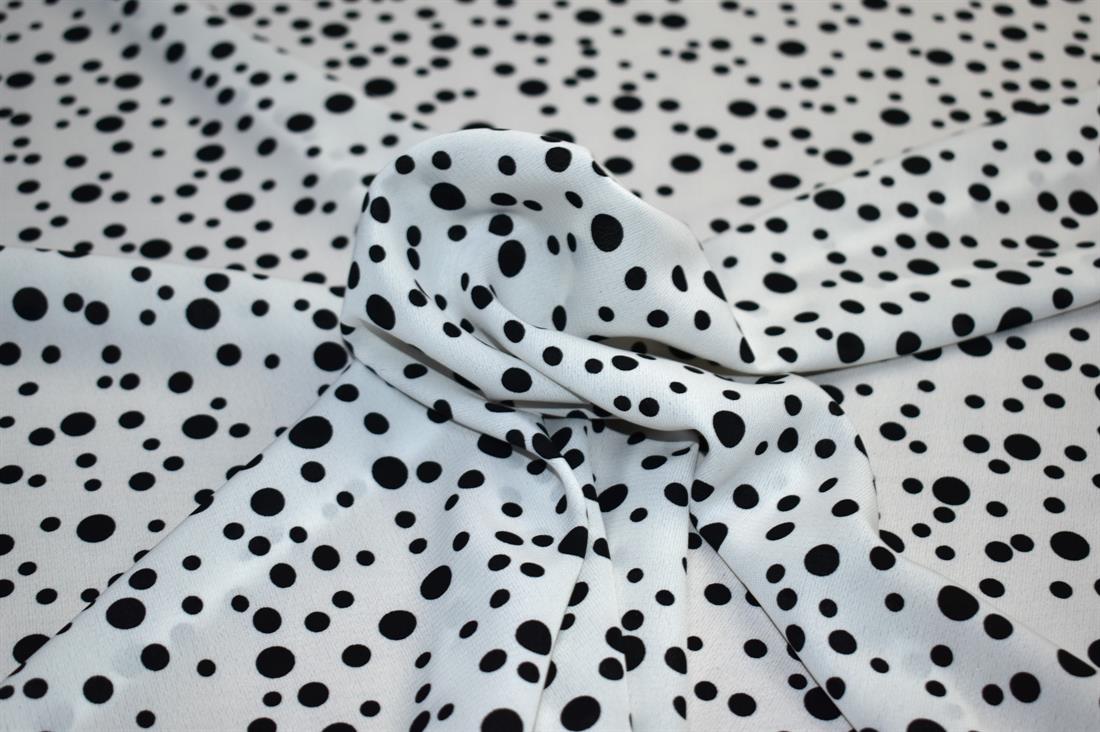 White & Black Printed Floral Crepe/Viscose Fabric Material
