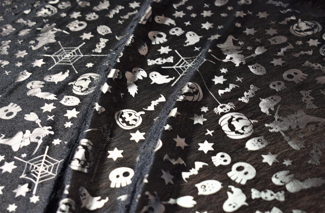 Pumpkin & Spider Web Print Halloween Stretch Lightweight Foil Mesh…
