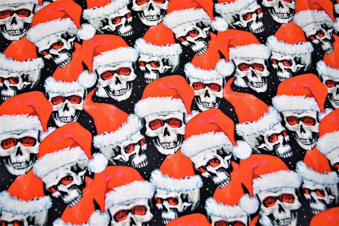 Christmas 100% Cotton Fat Quarter Bundles 18" x 22"