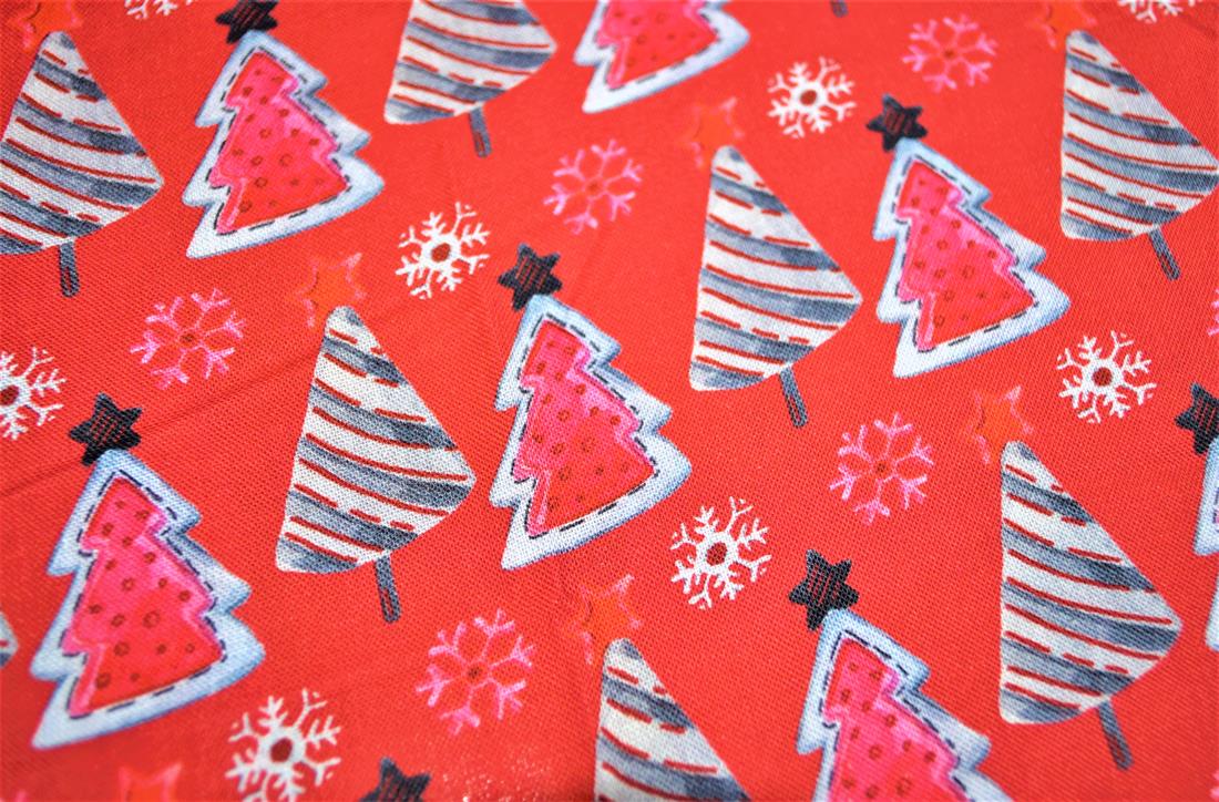 Christmas 100% Cotton Fat Quarter Bundles 18" x 22"