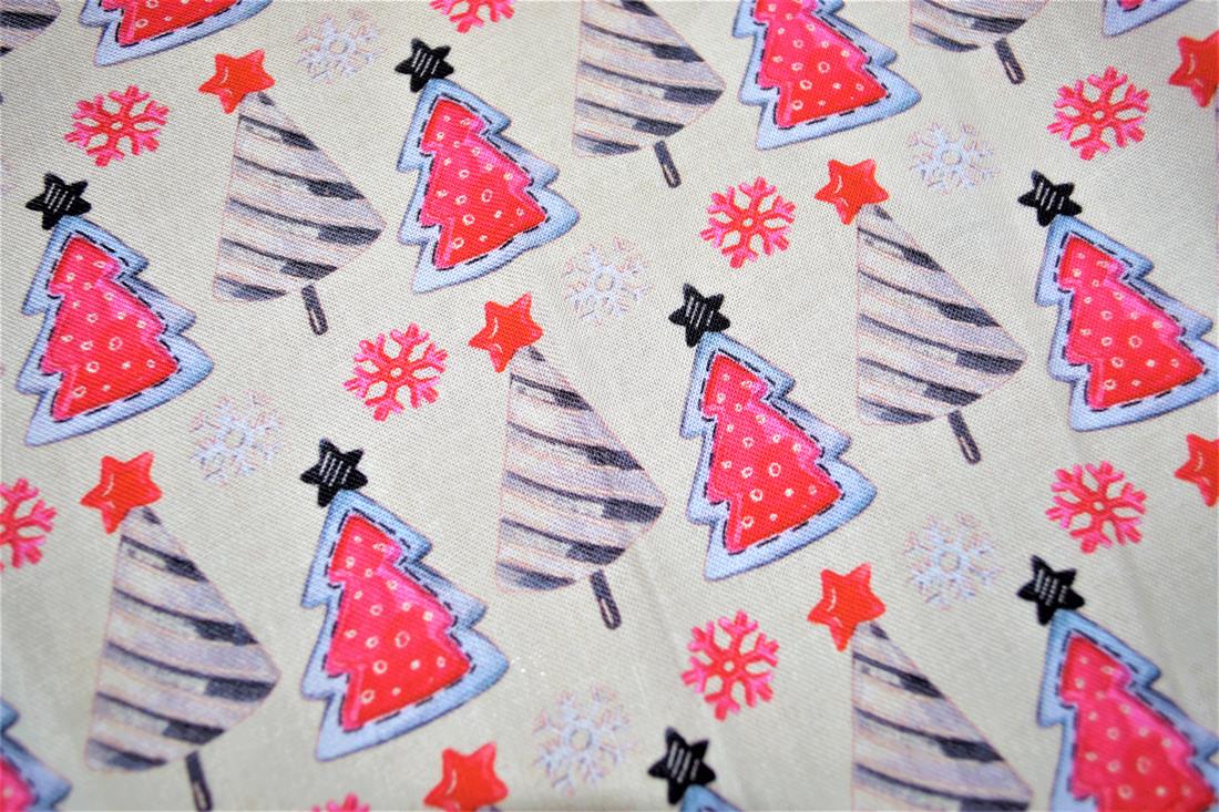 Christmas 100% Cotton Fat Quarter Bundles 18" x 22"