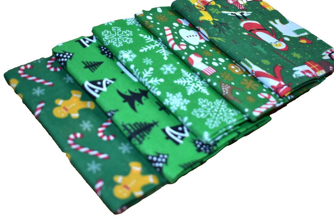 Col 1 Fat Quarter Bundle Christmas Printed Polycotton Cotton Fabric