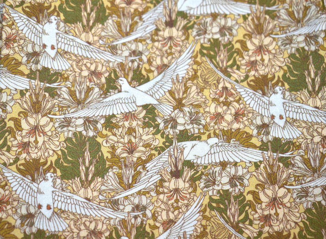 Mixed Coloured William Morris Fat Quarter Bundle