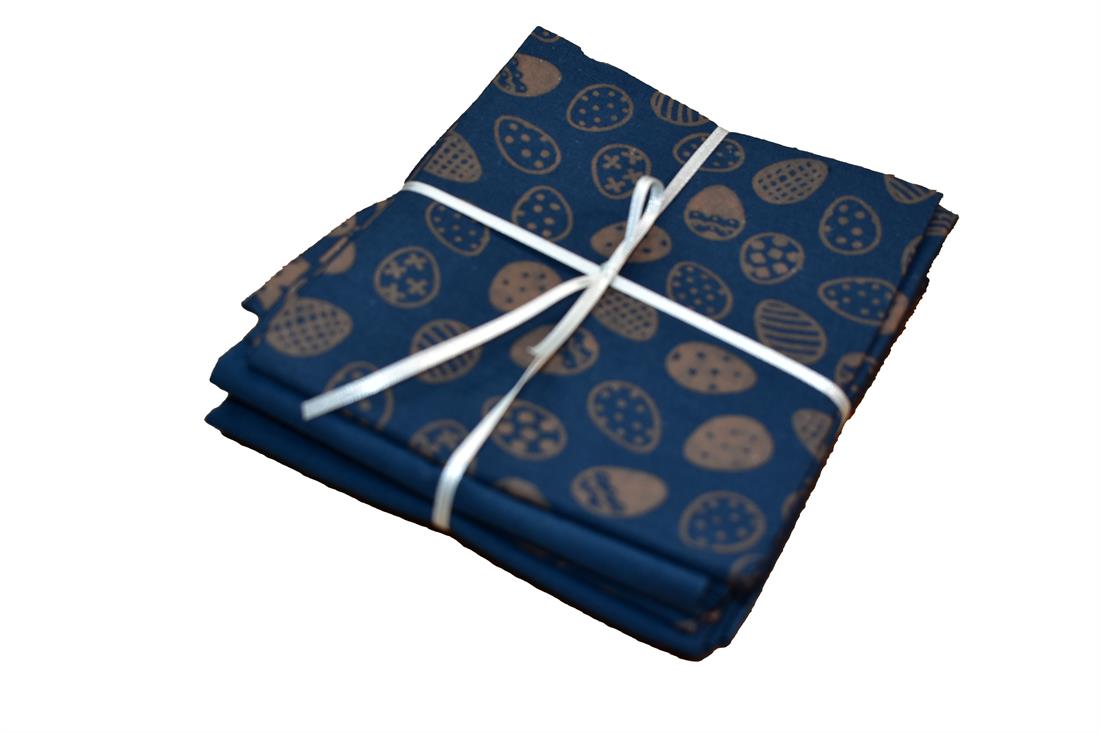 Mix Fabrics Fat Quarter Bundle Printed and Plain 100% Cotton Fabric
