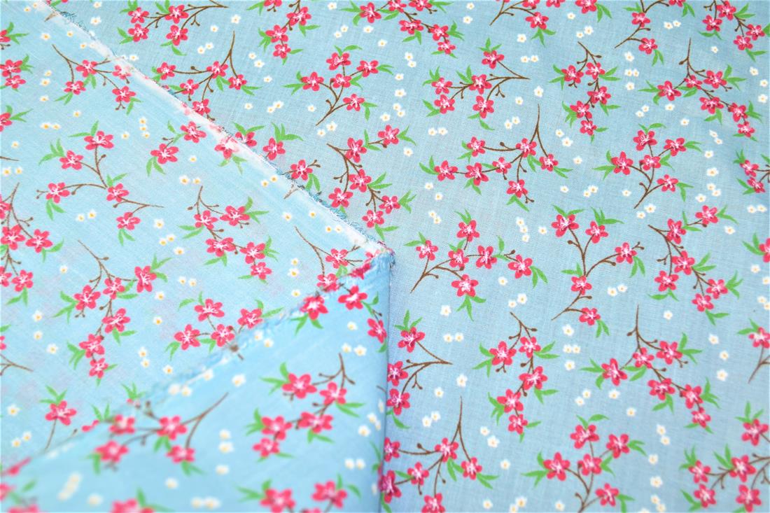 Sally Polycotton Petunia Flowers Printed Poly Cotton Fabric
