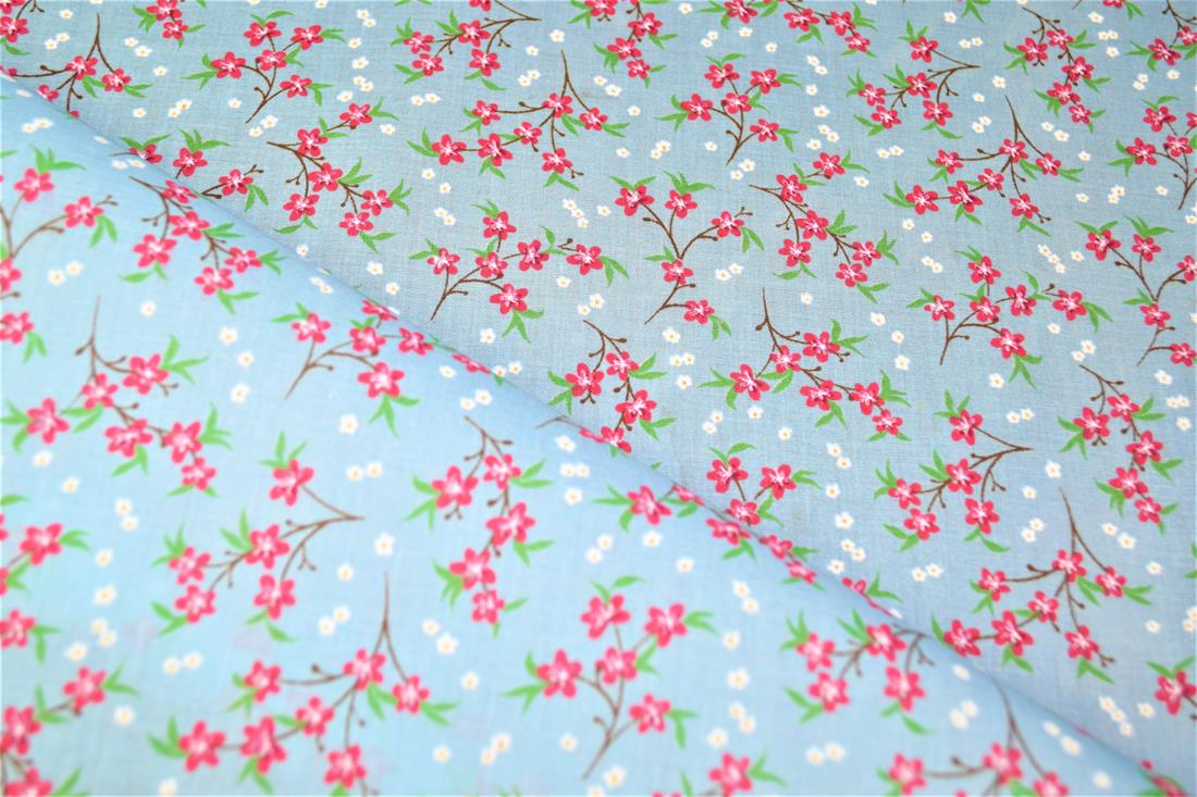 Sally Polycotton Petunia Flowers Printed Poly Cotton Fabric