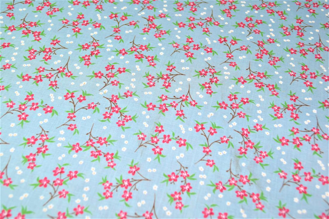 Sally Polycotton Petunia Flowers Printed Poly Cotton Fabric