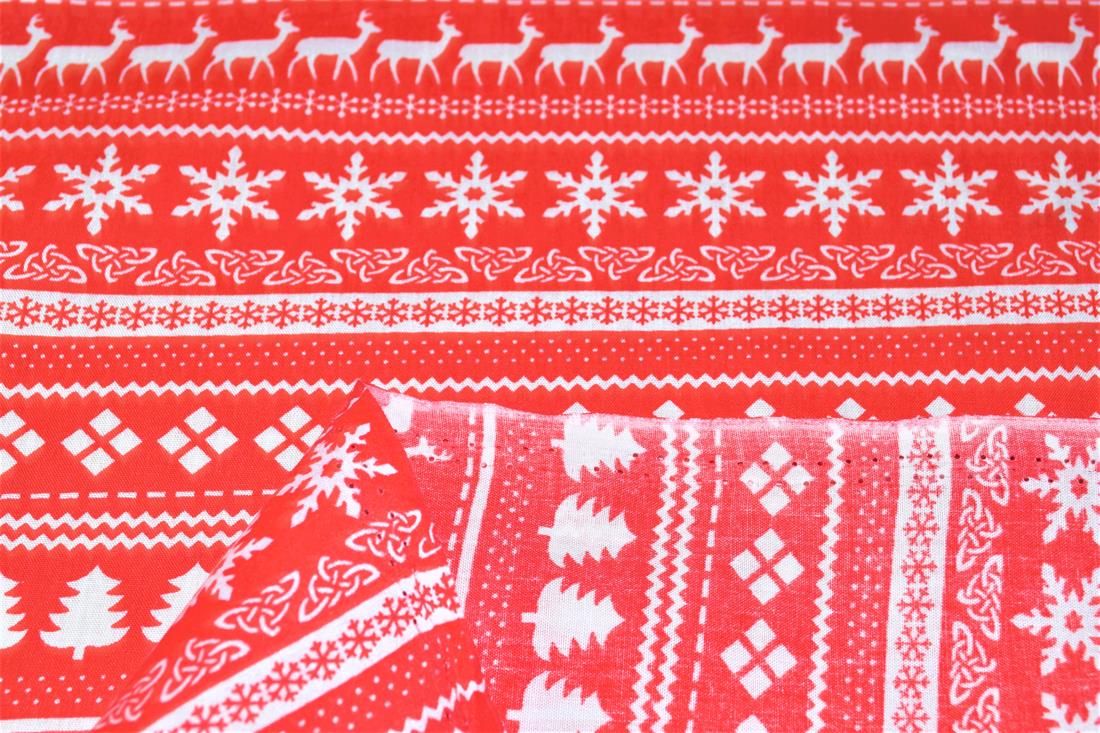 Red Christmas Snowflake Patterns Printed Festive Polycotton Fabric