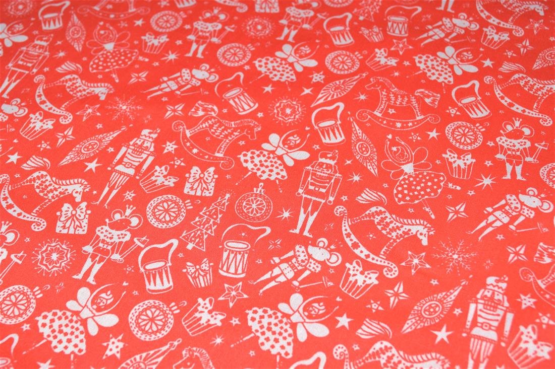 Cracking Christmas Printed Polycotton Fabric