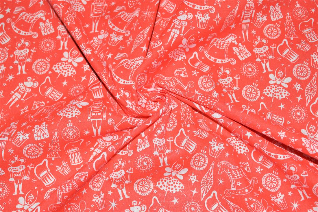 Cracking Christmas Printed Polycotton Fabric