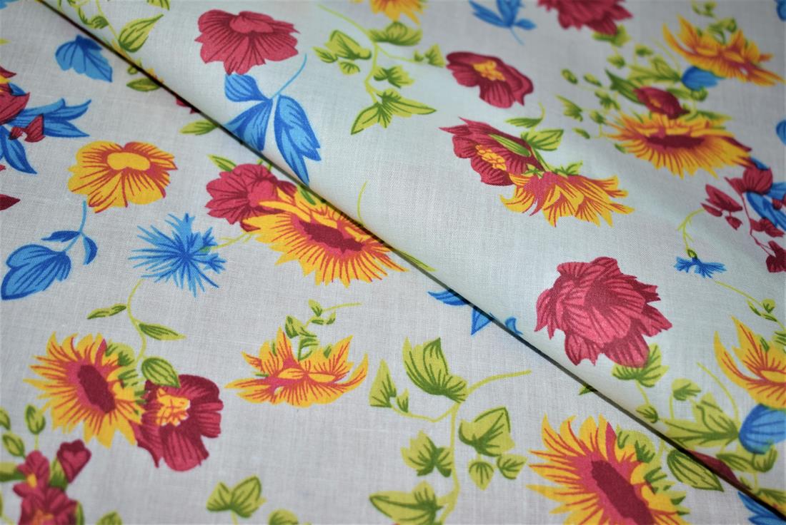 Country Flower Printed Polycotton Fabric