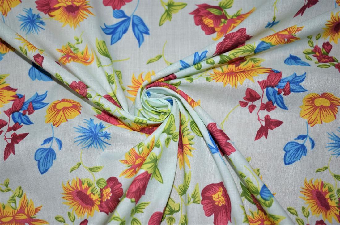 Country Flower Printed Polycotton Fabric