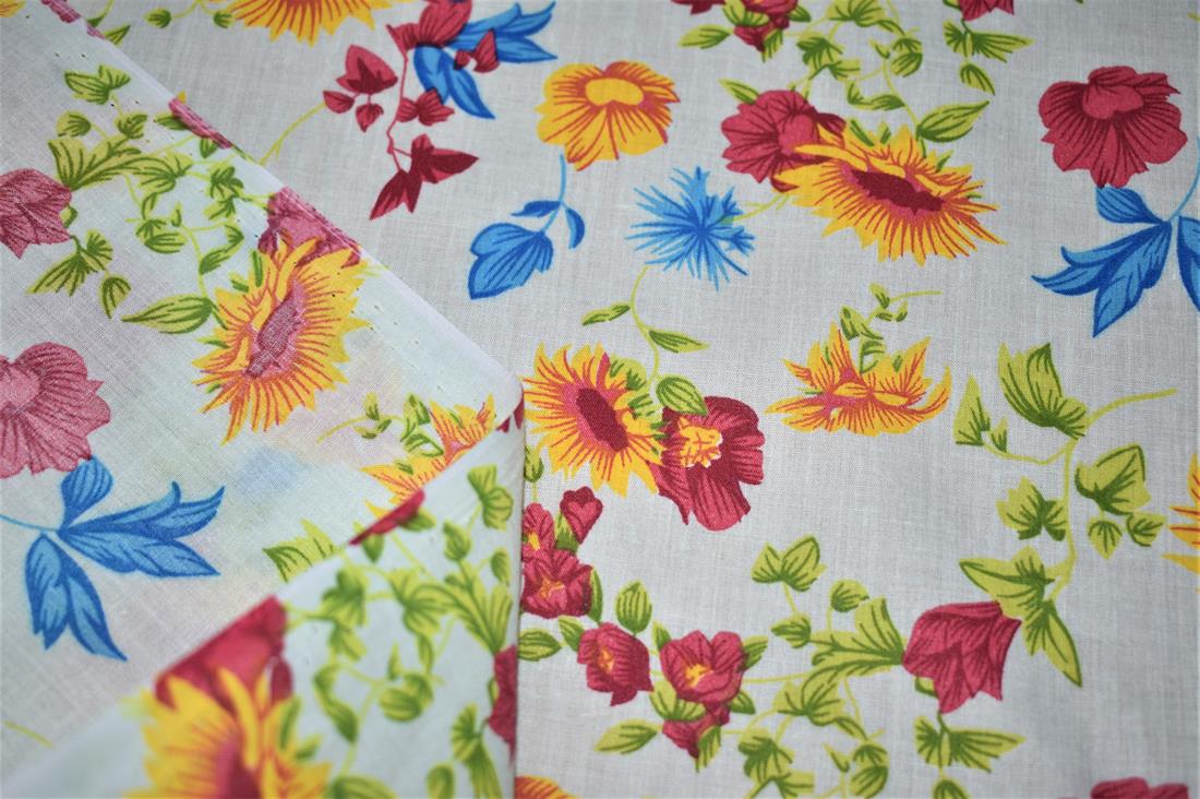Country Flower Printed Polycotton Fabric