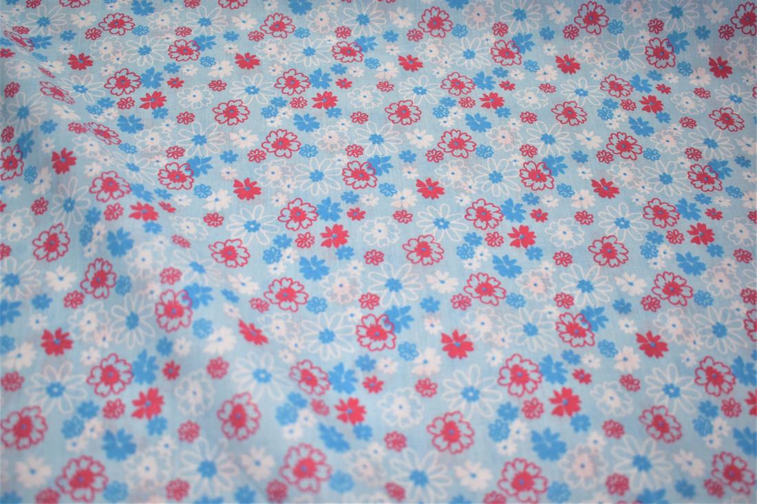 Blue Floral Pirnted Polycotton Printed Fabric