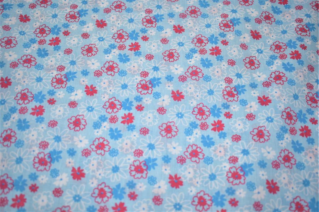 Blue Floral Pirnted Polycotton Printed Fabric