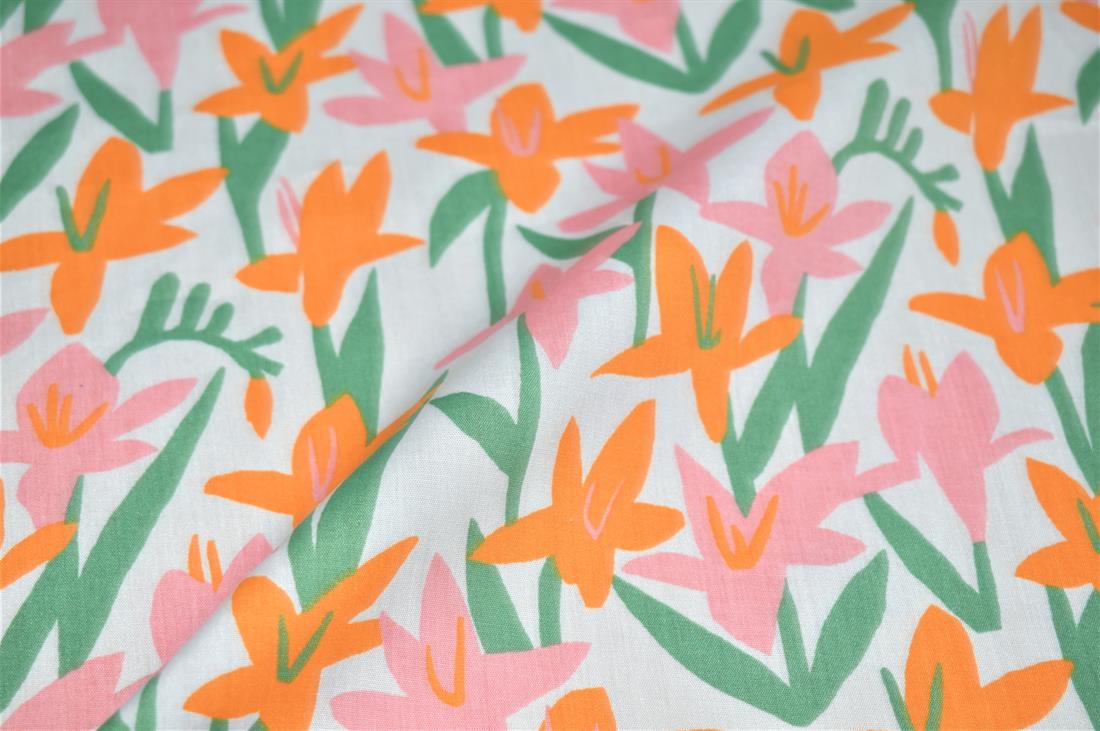 Florals Lily Printed PolyCotton Fabric