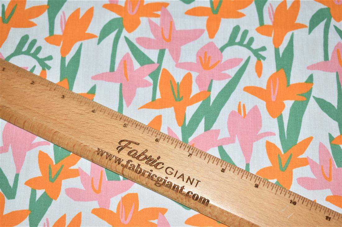 Florals Lily Printed PolyCotton Fabric