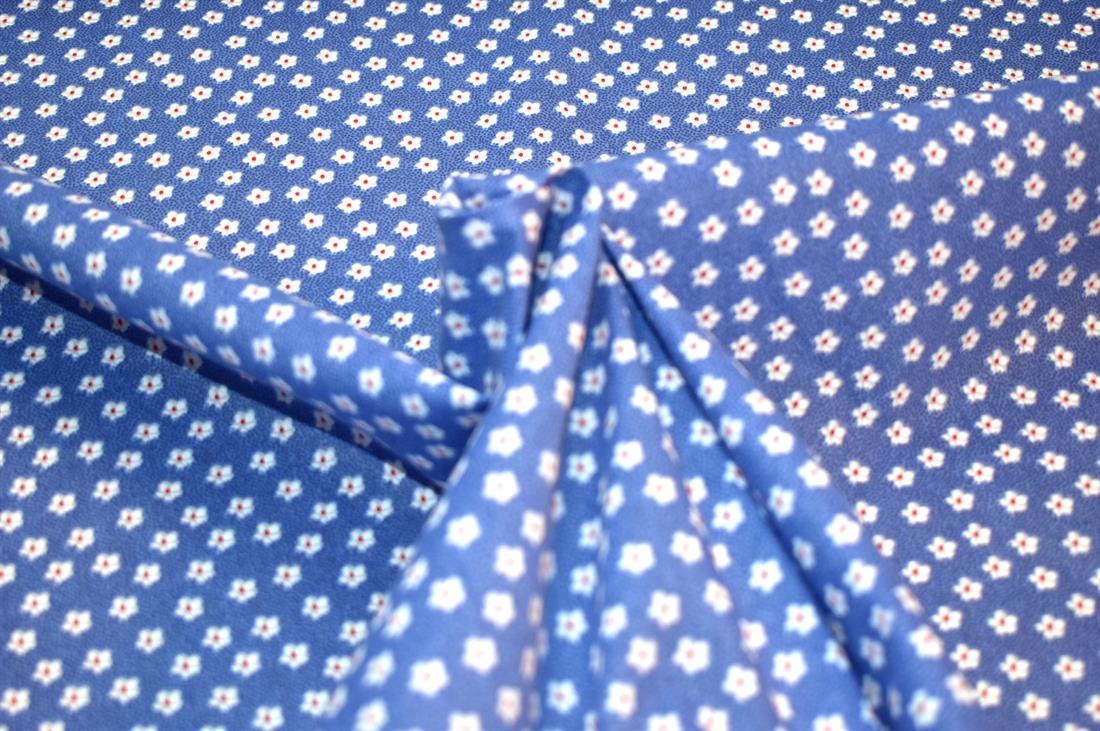 Small Floral Printed Polycotton Fabric