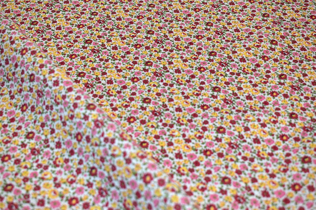 Printed Floral Polycotton Fabric