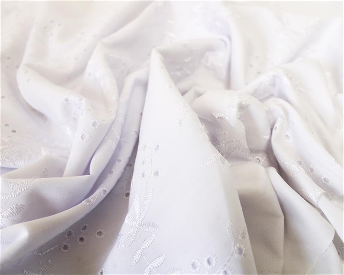Floral Branches Polycotton Anglaise Introducing